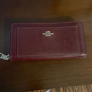 Coach wallet, in excellent condition